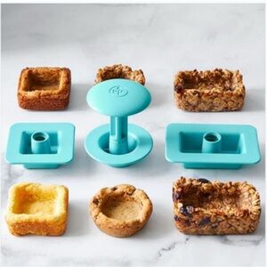 Pampered Chef Aqua Blue Boat Press Set Baking Tool for Brownies Filled Desserts